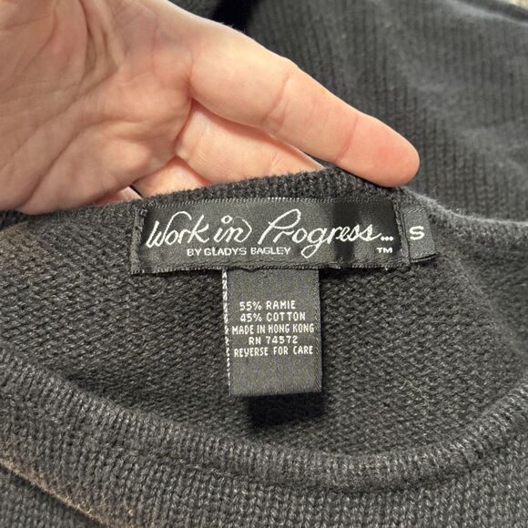 Vtg Ugly Christmas Sweater Womens Small 3D Tree Fireplace Dog Bear Gifts Holiday - Picture 12 of 13